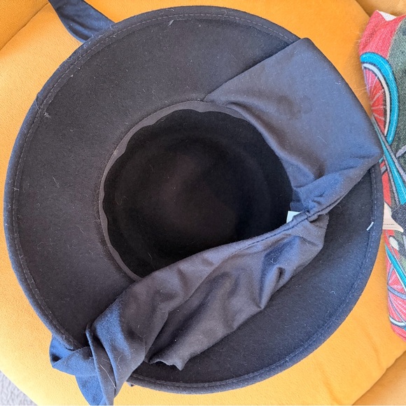 Vintage Black Wool Wide-Brim Hat with Scarf - Picture 9 of 10
